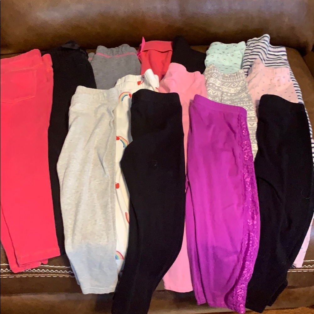 13 pairs of legging 2 pairs of sweatpants